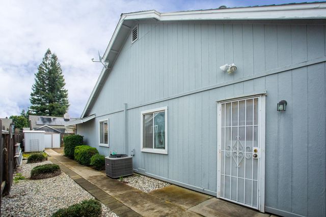 1686 Rebecca Dr, Yuba City, CA 95993