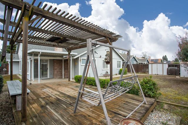 1686 Rebecca Dr, Yuba City, CA 95993