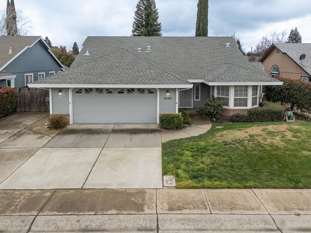 1686 Rebecca Dr, Yuba City, CA 95993