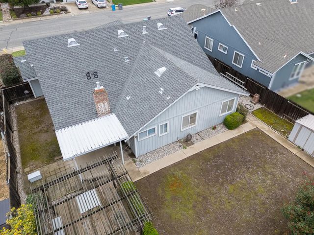 1686 Rebecca Dr, Yuba City, CA 95993