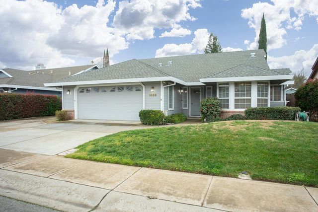 1686 Rebecca Dr, Yuba City, CA 95993