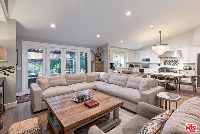 5721 Tellefson Road, Culver City, CA 90230