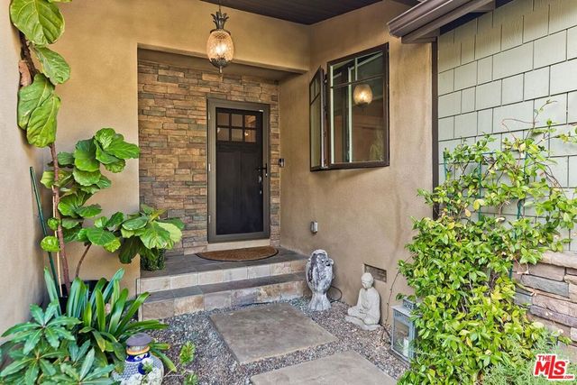 5721 Tellefson Road, Culver City, CA 90230
