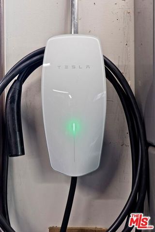 5721 Tellefson Road, Culver City, CA 90230