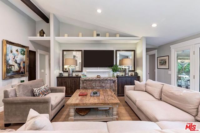 5721 Tellefson Road, Culver City, CA 90230