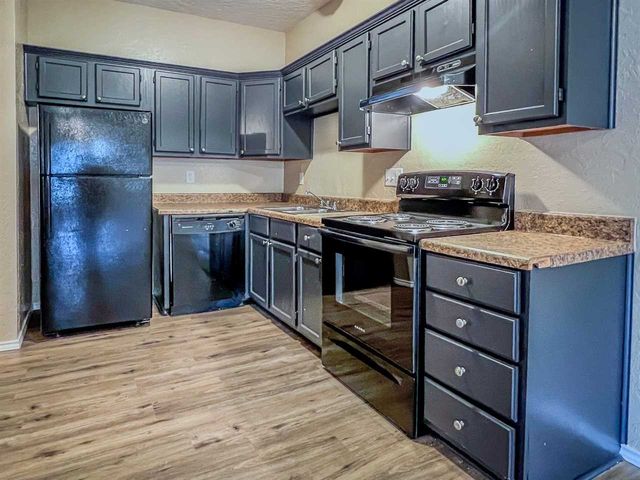 1008 NW Ferris Ave, Lawton, OK 73507