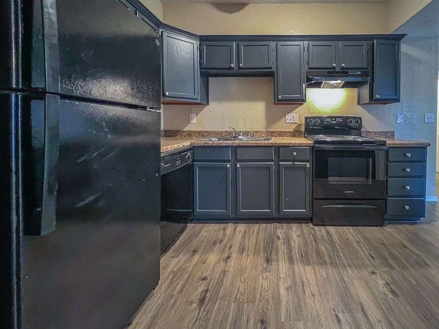 1008 NW Ferris Ave, Lawton, OK 73507