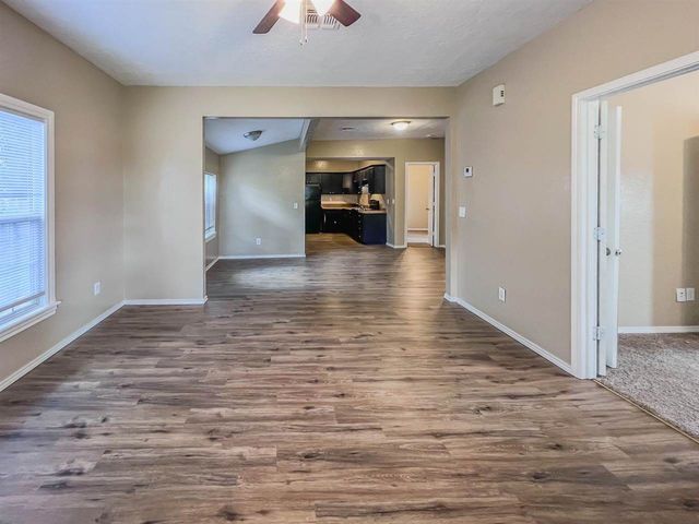 1008 NW Ferris Ave, Lawton, OK 73507