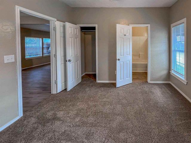 1008 NW Ferris Ave, Lawton, OK 73507