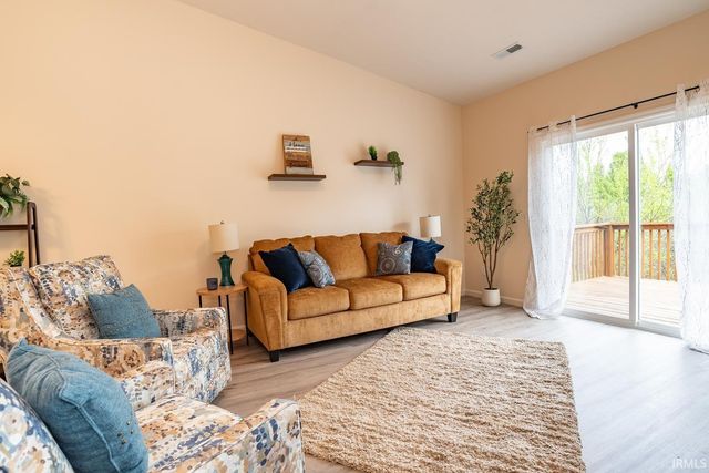 5780 W Monarch Court, Bloomington, IN 47403
