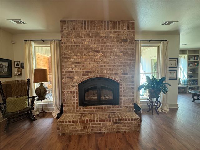 14753 Cove Creek Road N, Prairie Grove, AR 72753