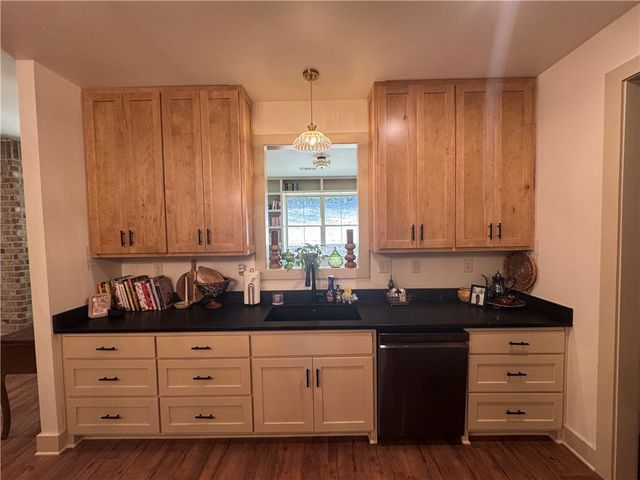 14753 Cove Creek Road N, Prairie Grove, AR 72753