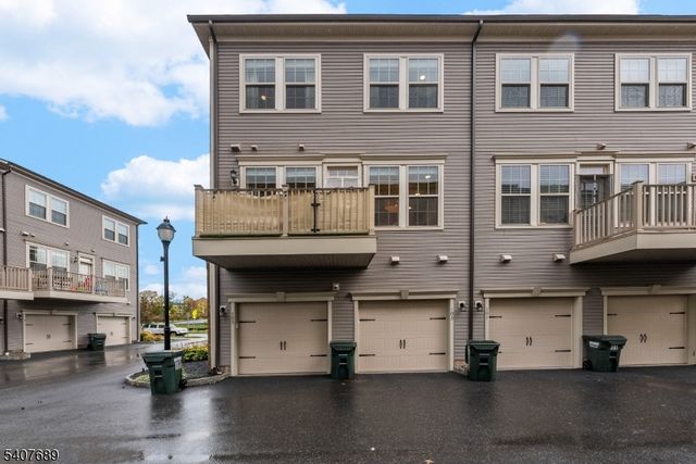 105 Robeson St, Somerville Boro, NJ 08876