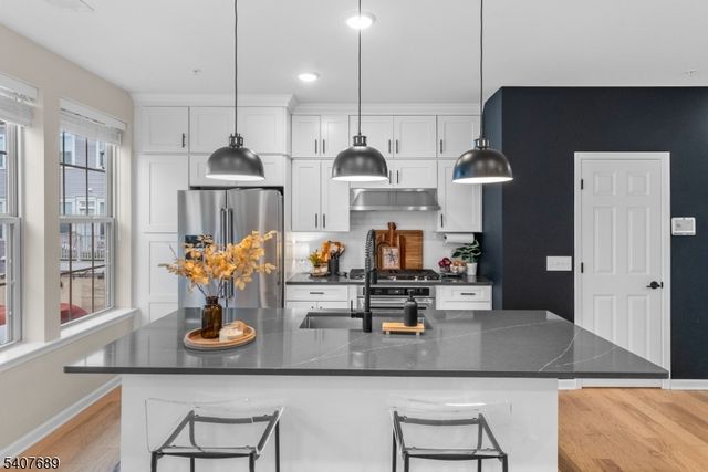 105 Robeson St, Somerville Boro, NJ 08876