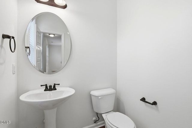 308 Chamberlain Drive, Clayton, NC 27527