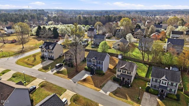 308 Chamberlain Drive, Clayton, NC 27527