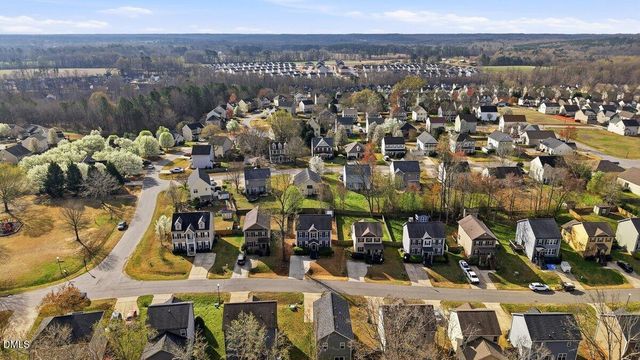 308 Chamberlain Drive, Clayton, NC 27527