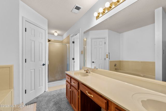 1779 Pecan Meadows Drive, Southaven, MS 38671