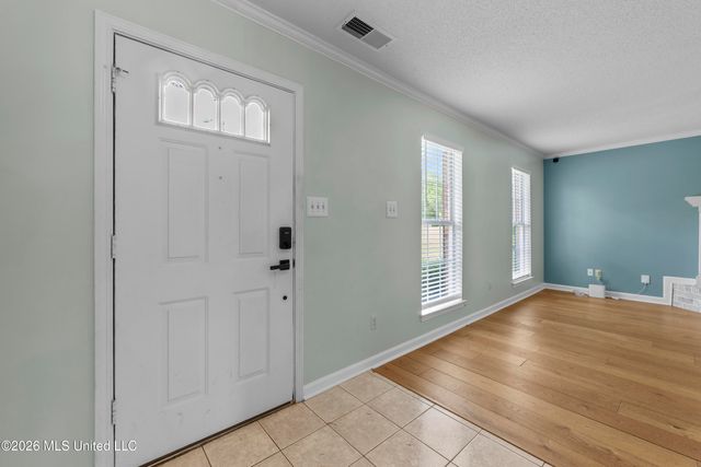 1779 Pecan Meadows Drive, Southaven, MS 38671