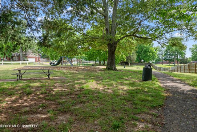 1779 Pecan Meadows Drive, Southaven, MS 38671