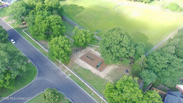 1779 Pecan Meadows Drive, Southaven, MS 38671