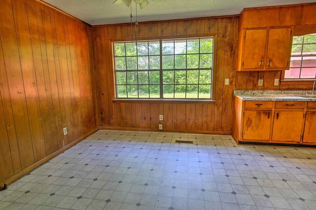54 Malenda Drive, Trenton, GA 30752