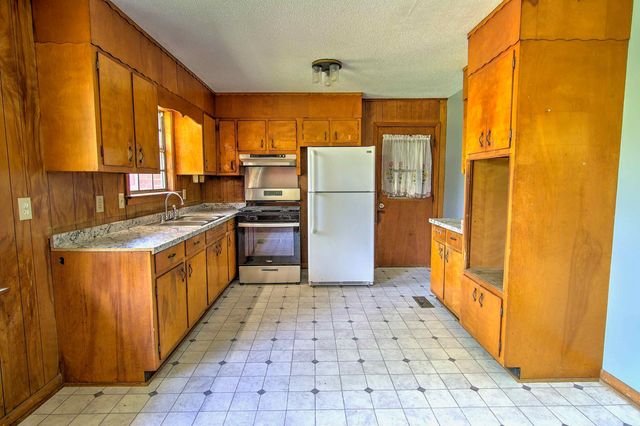 54 Malenda Drive, Trenton, GA 30752