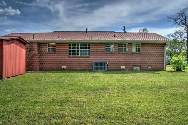 54 Malenda Drive, Trenton, GA 30752