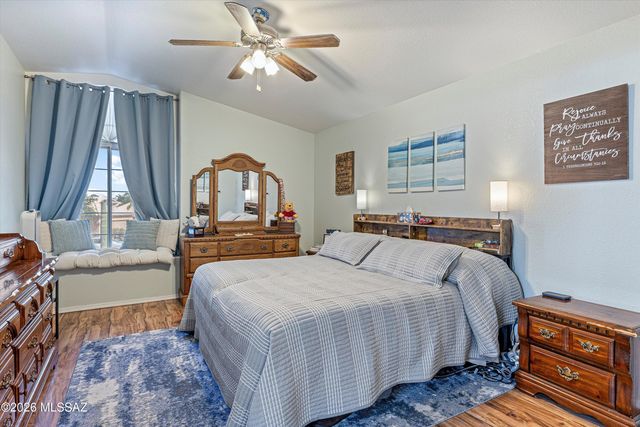 9062 N Safflower Lane, Tucson, AZ 85743