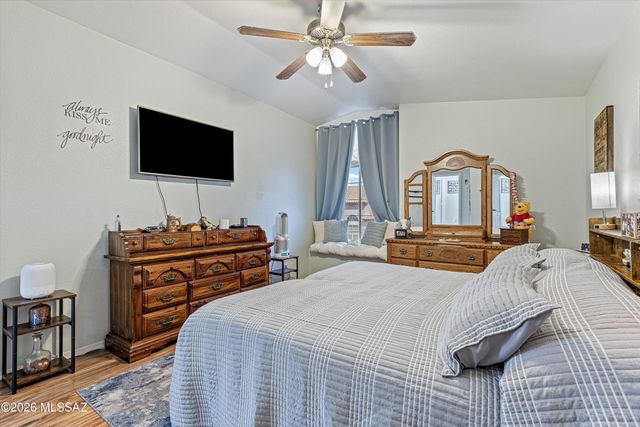 9062 N Safflower Lane, Tucson, AZ 85743