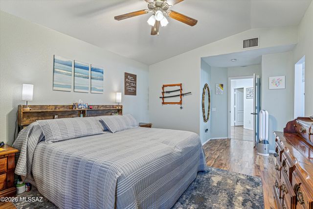 9062 N Safflower Lane, Tucson, AZ 85743