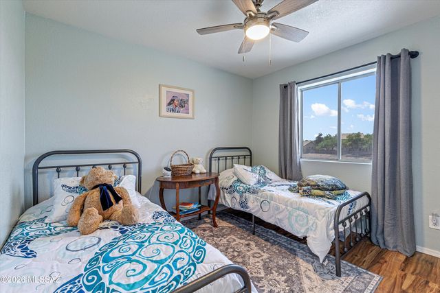 9062 N Safflower Lane, Tucson, AZ 85743