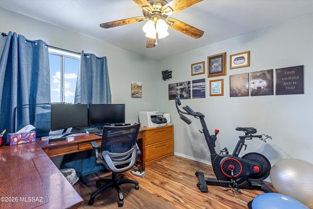 9062 N Safflower Lane, Tucson, AZ 85743