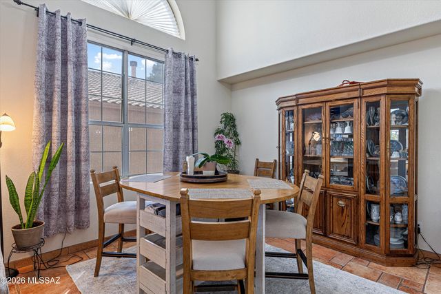 9062 N Safflower Lane, Tucson, AZ 85743