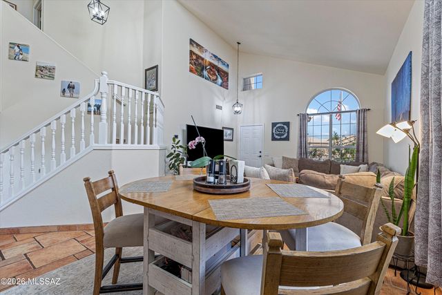 9062 N Safflower Lane, Tucson, AZ 85743