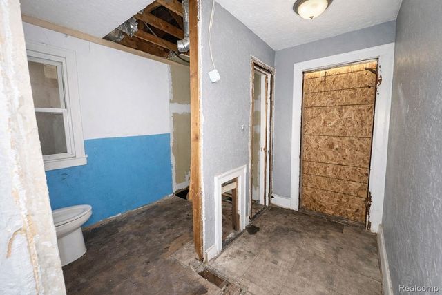 20203 Hull Street, Detroit, MI 48203