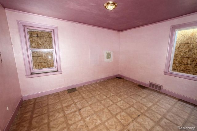 20203 Hull Street, Detroit, MI 48203