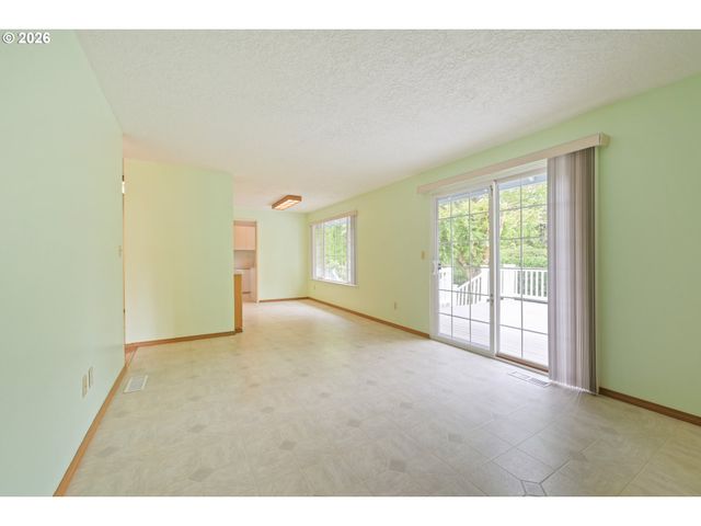 14575 Sw GLENBROOK Rd, Beaverton, OR 97007