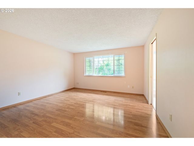 14575 Sw GLENBROOK Rd, Beaverton, OR 97007