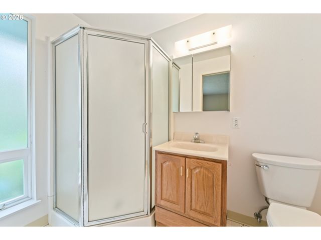 14575 Sw GLENBROOK Rd, Beaverton, OR 97007
