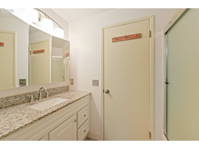14575 Sw GLENBROOK Rd, Beaverton, OR 97007