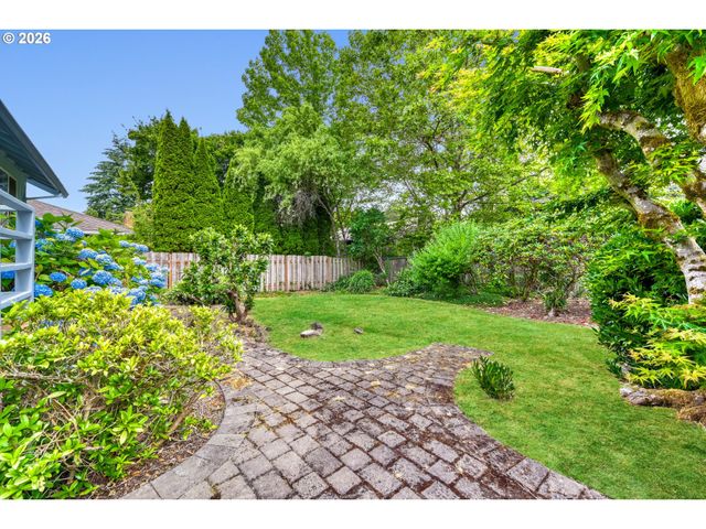 14575 Sw GLENBROOK Rd, Beaverton, OR 97007