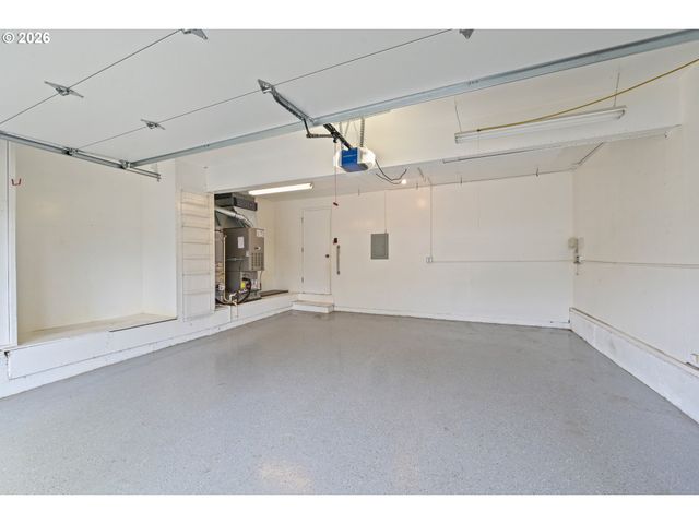 14575 Sw GLENBROOK Rd, Beaverton, OR 97007