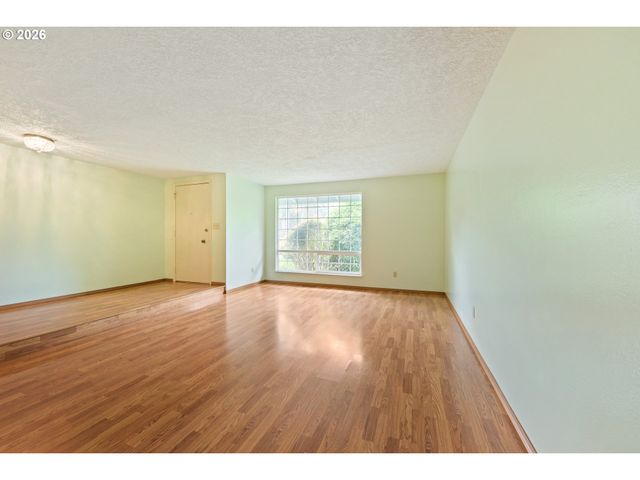 14575 Sw GLENBROOK Rd, Beaverton, OR 97007