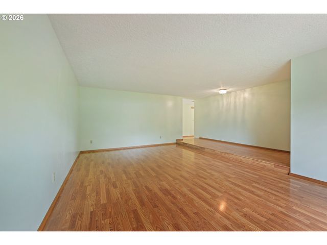 14575 Sw GLENBROOK Rd, Beaverton, OR 97007