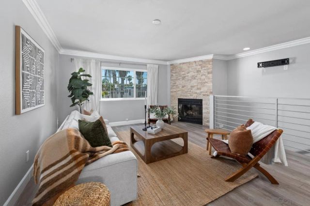 686 Seacoast Dr, Imperial Beach, CA 91932