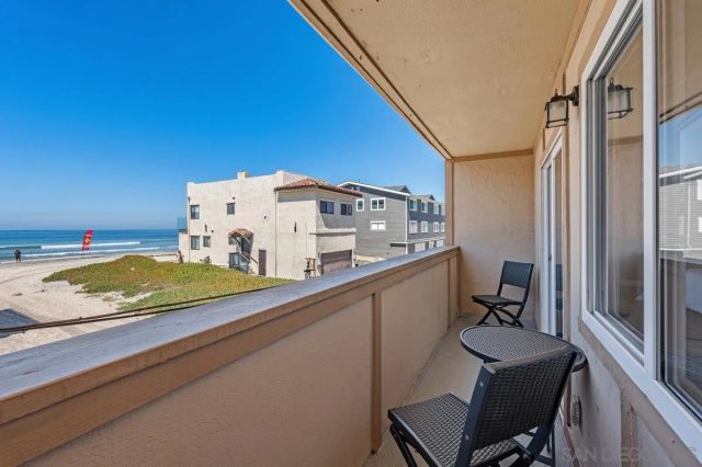 686 Seacoast Dr, Imperial Beach, CA 91932