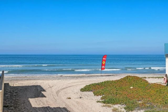 686 Seacoast Dr, Imperial Beach, CA 91932