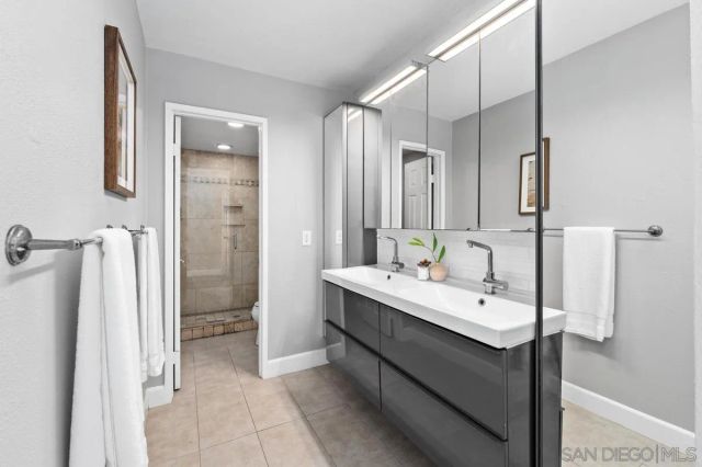 686 Seacoast Dr, Imperial Beach, CA 91932