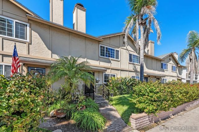 686 Seacoast Dr, Imperial Beach, CA 91932